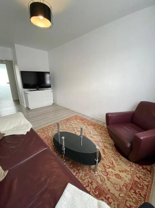 Appartement Gien Zewnętrze zdjęcie